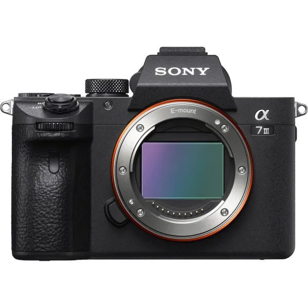 دوربین  بدون اینه سونی  sony  alpha A7iii mirrorlless body